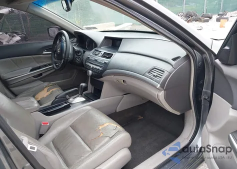 2008 Honda Accord 2.4 Ex-L from USA, damaged, VIN 1HGCP26858A159945